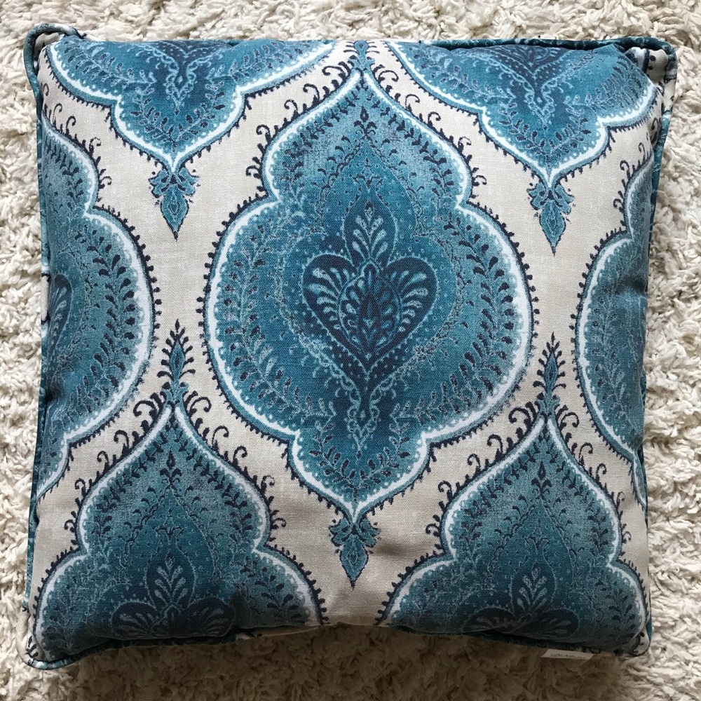 Solarium Decorative Pillow